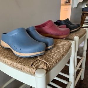 Bundle of dansko clogs.